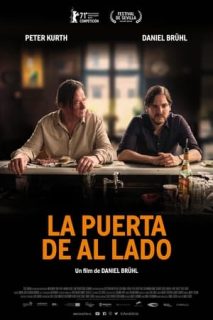 La Puerta De Al Lado [Spanish]